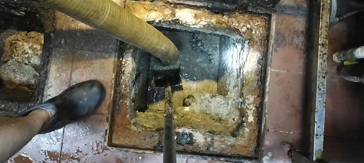 郑场镇污水池清理一般都有毒气，怎么预防中毒呢？