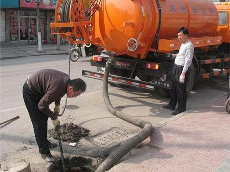郑场镇清掏化粪池，健康生活从这里开始